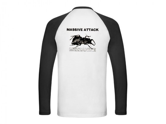 Camiseta Massive Attack Manga Larga